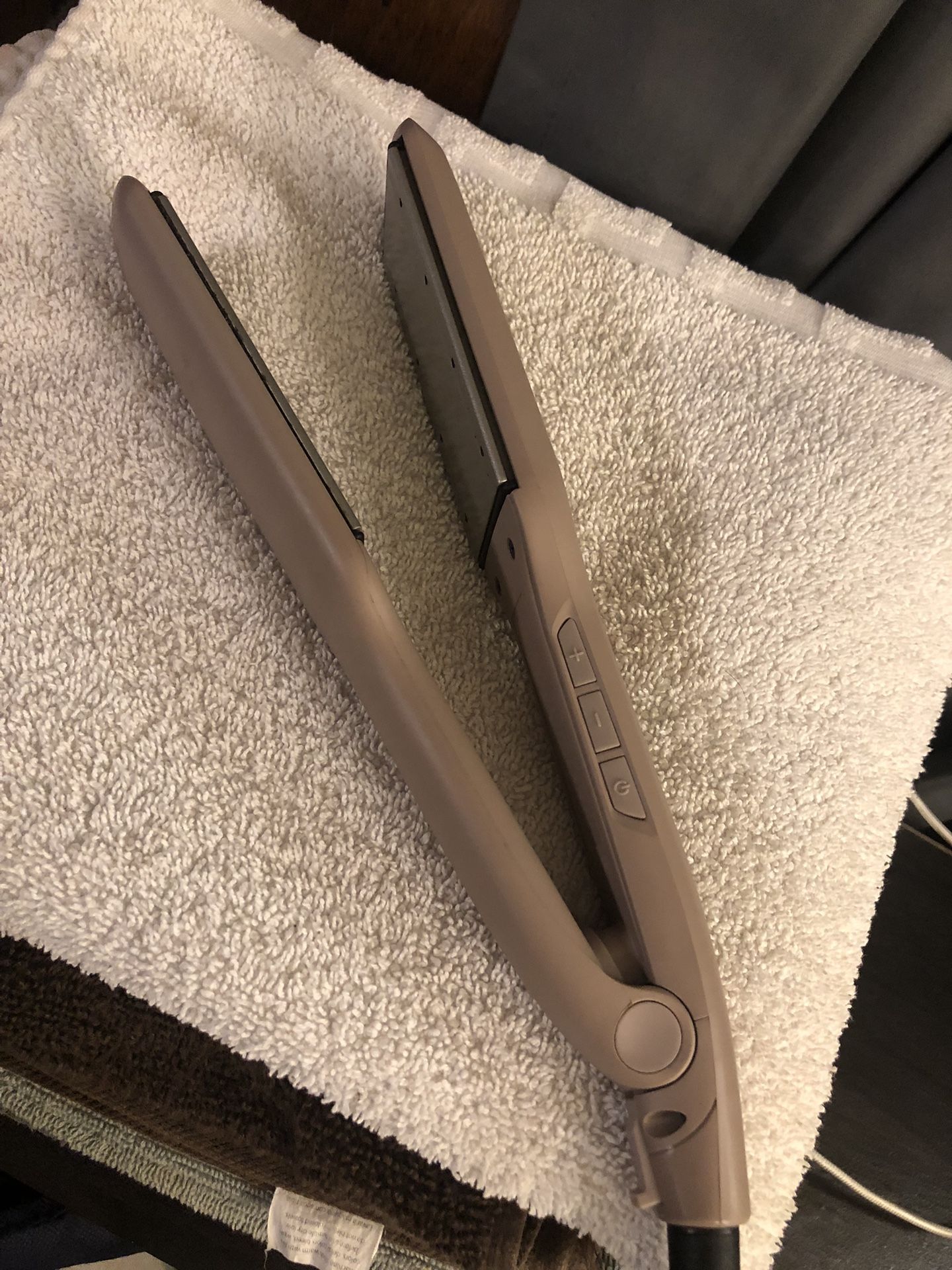 Wet2Straight Hair Straighter And Dryer