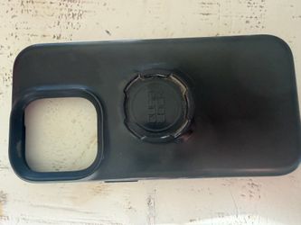Quad lock case for iPhone 14 Pro