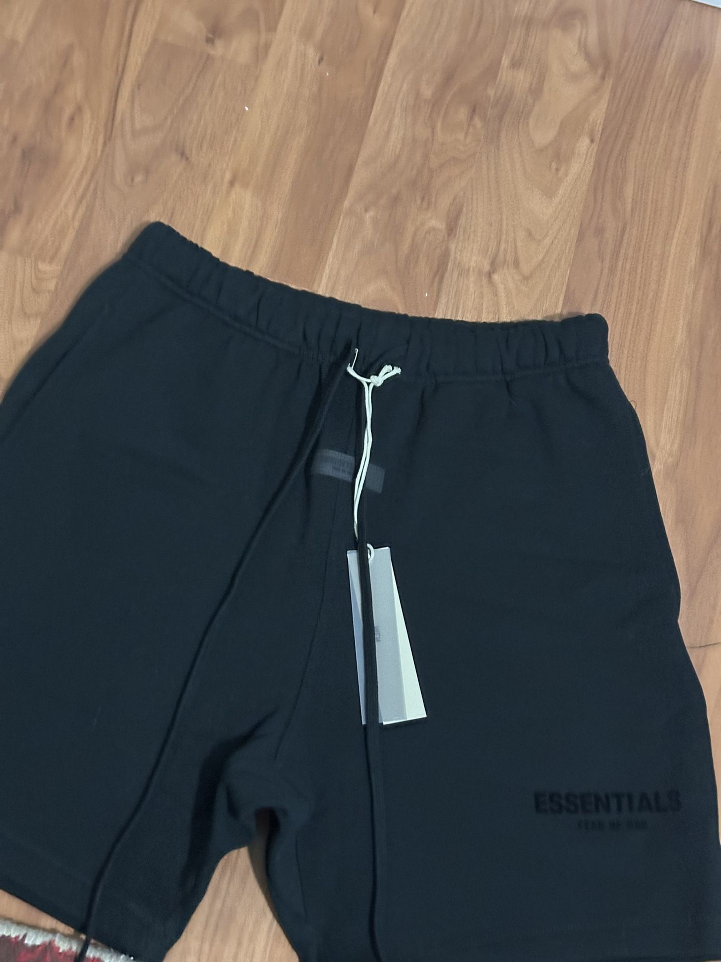 Essentials NEED GONE DM EVERY SIZE AVAILABLE FOR 30$