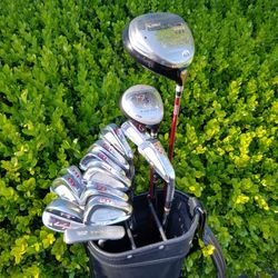 Hogan Forged Golf Club Set With Mint Vintage Bag