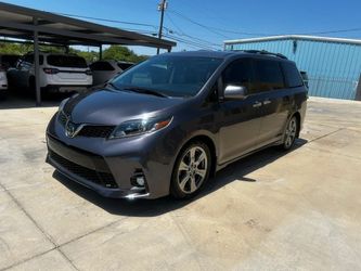 2018 Toyota Sienna