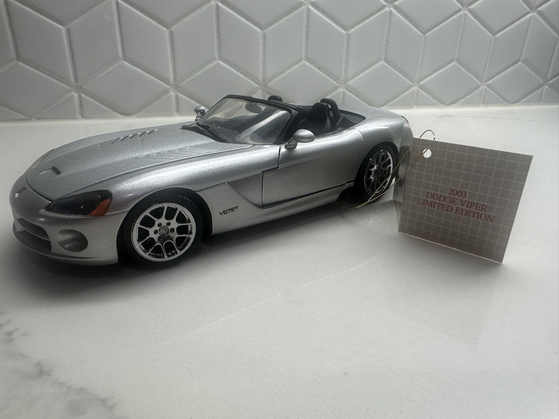 2003 Dodge Viper