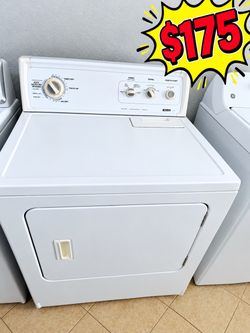 🔥 SECADORA EN VENTA — $175 🔥  ✅ Funcionando perfectamente ✅ Buen estado ✅ Garantía incluida 🚚 Entrega GRATIS en Mission 📍 1616 W Griffin Pkwy, Mis