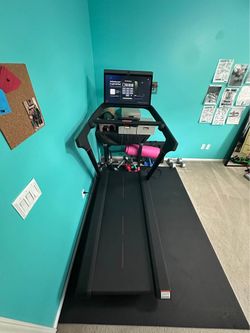 #Peloton #treadmill