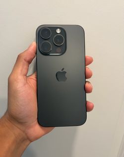 iPhone 15 Pro 128GB – Unlocked – Excellent Condition