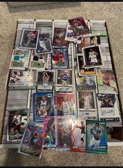 Huge Sports Card Lot Mixture of Base, Parallels, Autos, Inserts. 3000+ Cards Baseball, Football and Basketball and slabs
