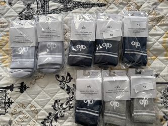 Alo Unisex Half-Crew Socks