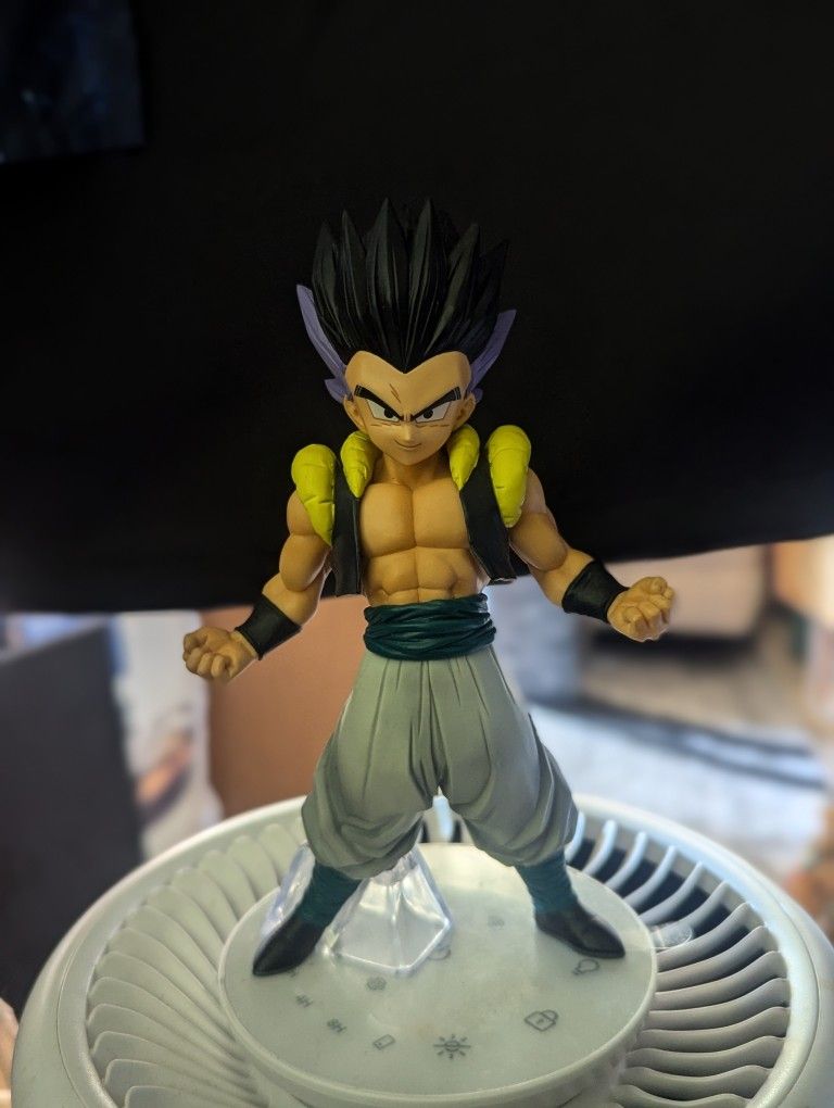 "7 Gotenks Figurine Statue