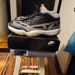 Jordan 11 Low EI Sz 8 & Sz 10 $160 EACH!