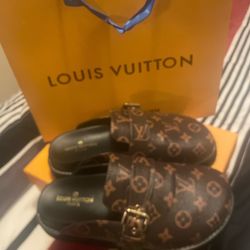 Louis Vuitton Clogs