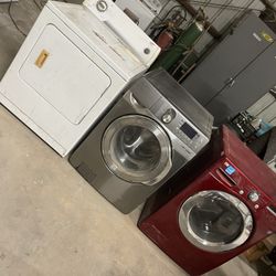 2 Washers & 1 Dryer 