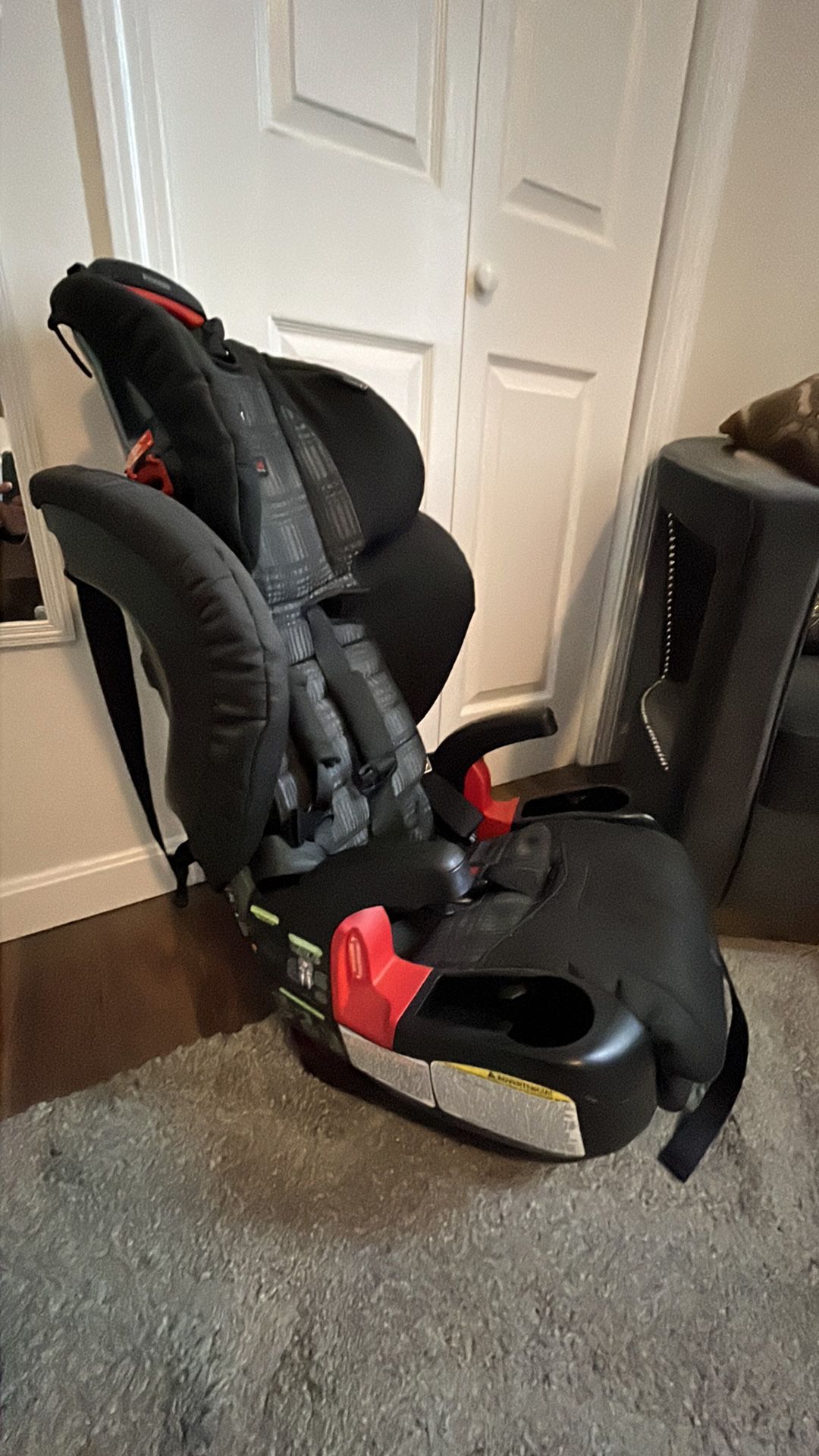 BRITAX car seat (From toddler to big kid)