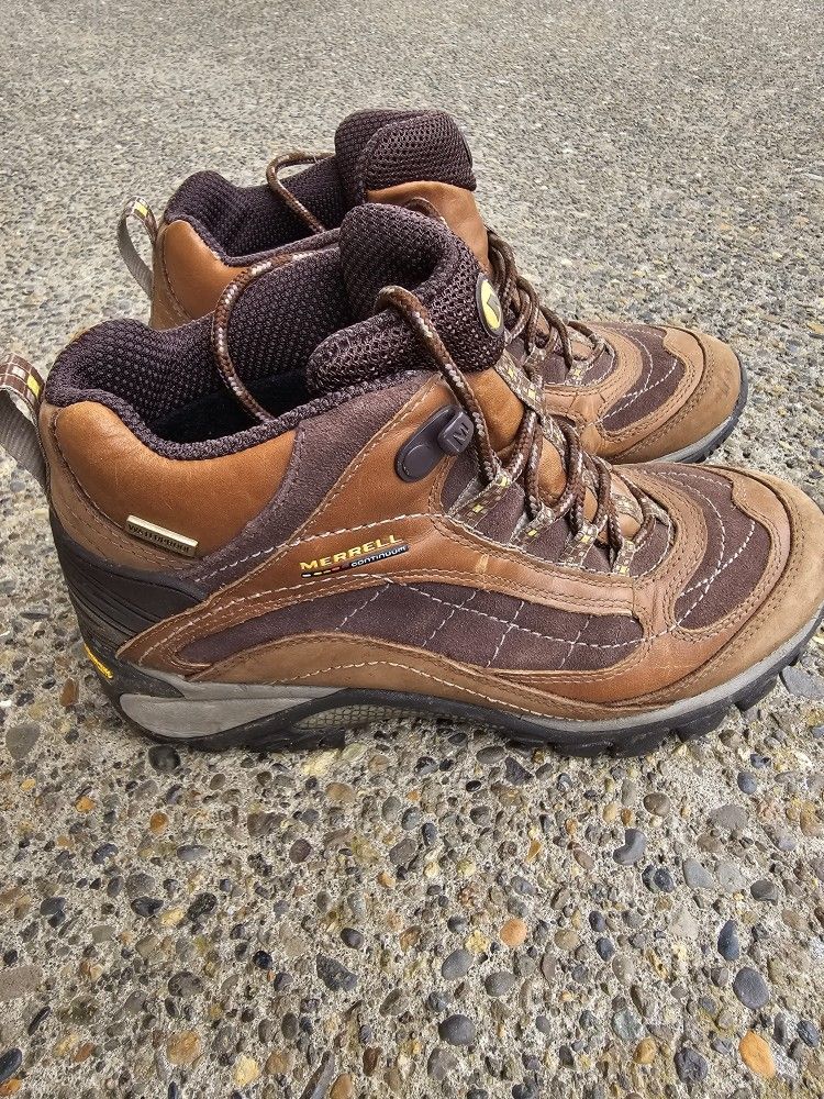 Merrell Women's Hiking Boot