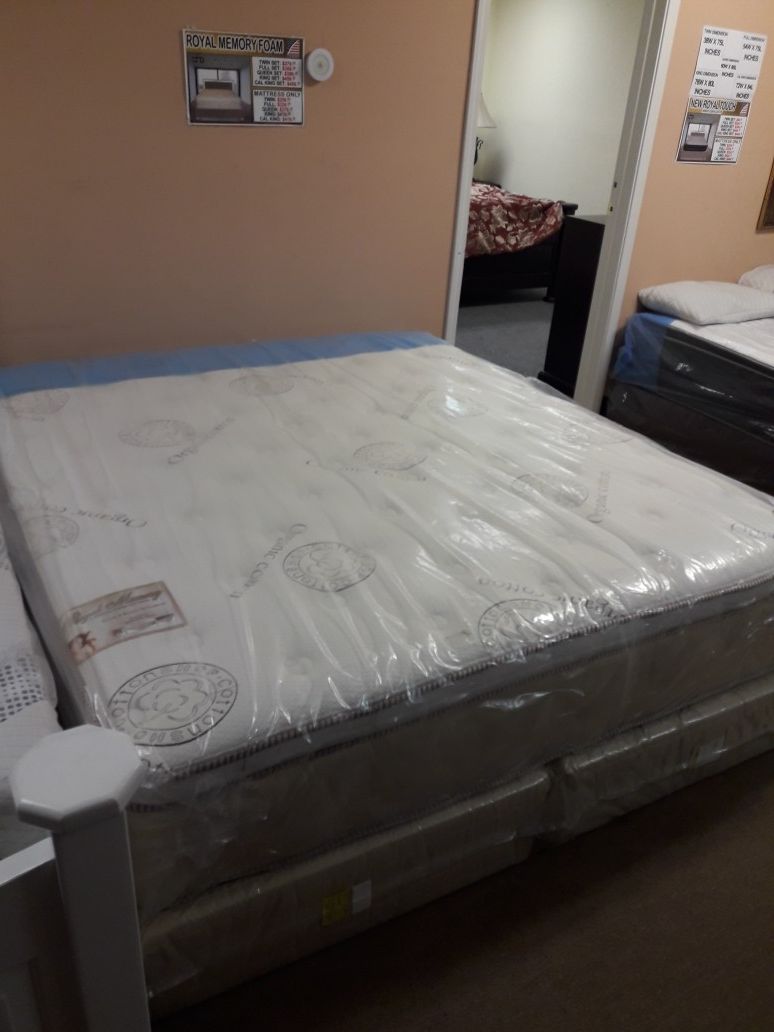 New royal memory foam queen mattress and box spring