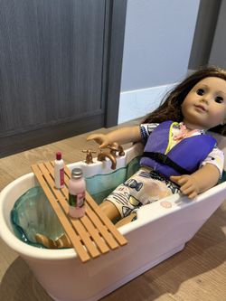 Bubbly Bath Time Tub - Our Generation Brand. (Doll Not Included)