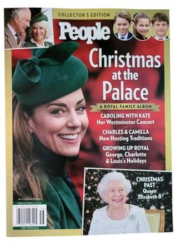 People Collector’s Edition: Christmas at the Palace – Royal Family Album