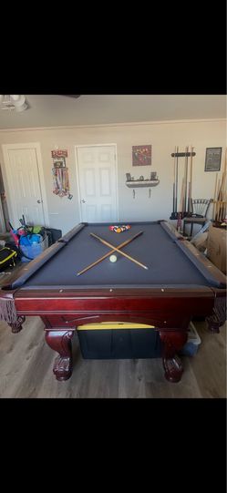 Pool table