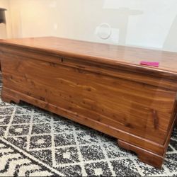 🪵 Solid Cedar Vintage Chest – $99.99