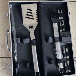 Home Complete BBQ Grill Set with Aluminum Case Brush Spatula