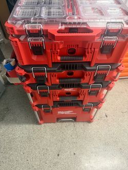 Milwaukee packout