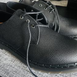 Dr Martens Size 9