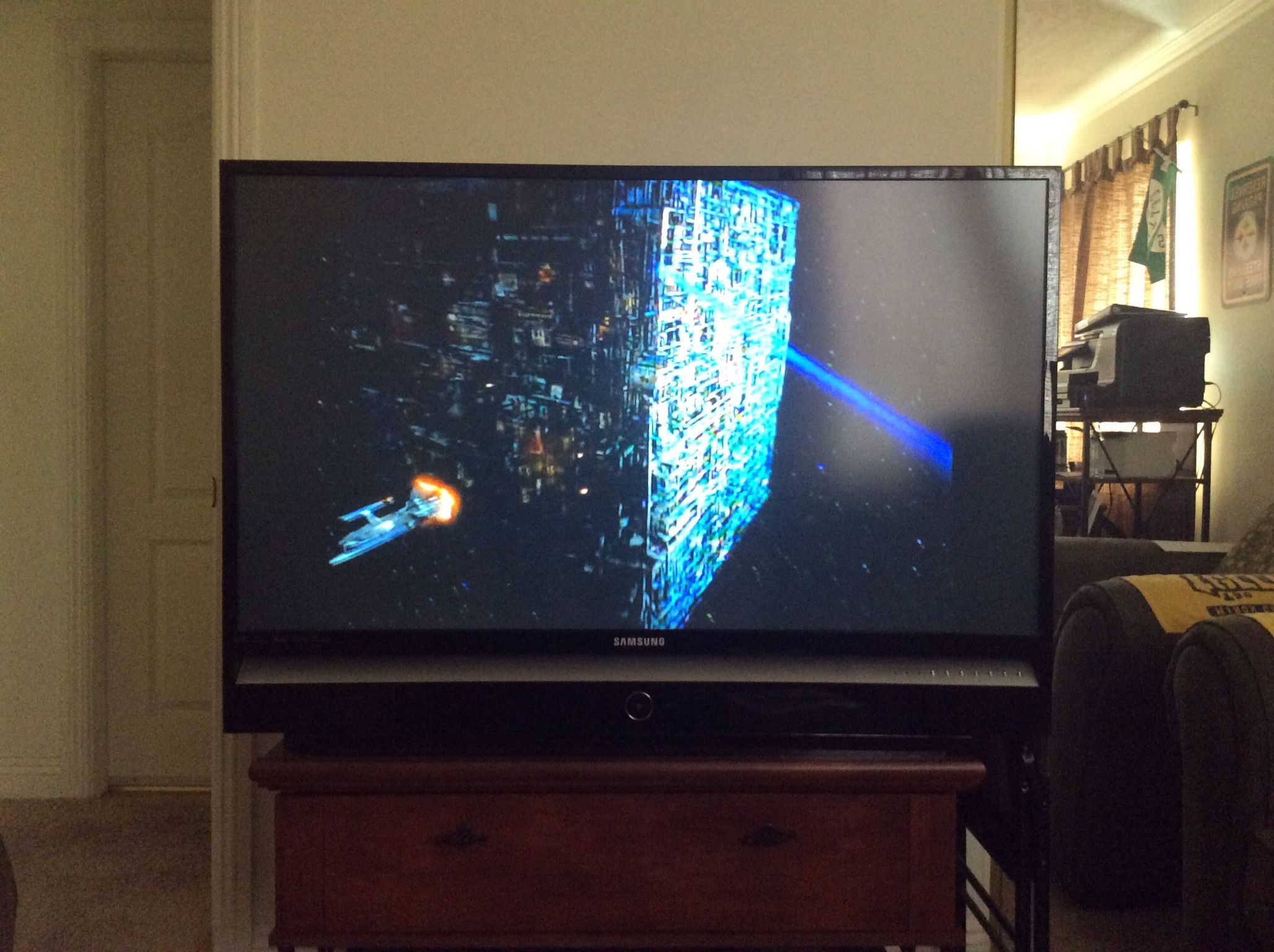 Samsung DLP 50 Inch 1080p Tv With Hdmi ( Not Flat Screen See Photos) $40
