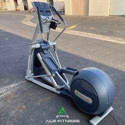 Precor 815 EFX Elliptical (Delivery Included)