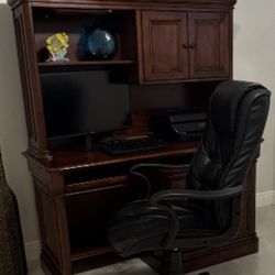 Solid Wood Desk With Hutch