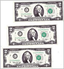 (3) CONSECUTIVE 1976 Numbered $2 Dollar bills