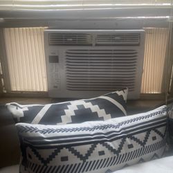 TLC Air Conditioner 5000 BTU  In Very Good Condition 