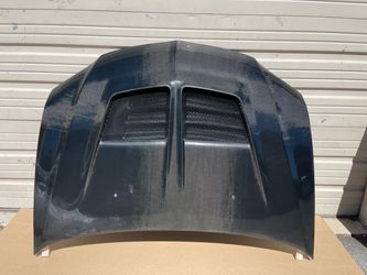 Brand New 2003 2004 2005 Mitsubishi Lancer EVO 8 EVO8 EVO 9 EVO9 VIS Racing VRS Style Carbon Fiber Vented Hood