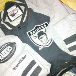Raiders Mitchell & Ness 2X Varsity 