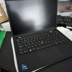 ThinkPad X1 Carbon Gen 10 - BRAND NEW