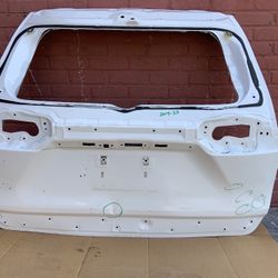 Tailgate Toyota RAV4 2019-23