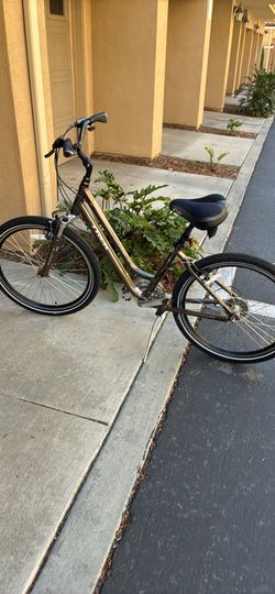 Model: Trek Shift 3 WSD (Women's Specific Design)