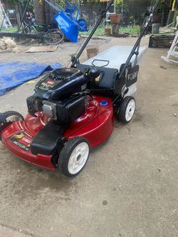 toro lawnmower gud  condition