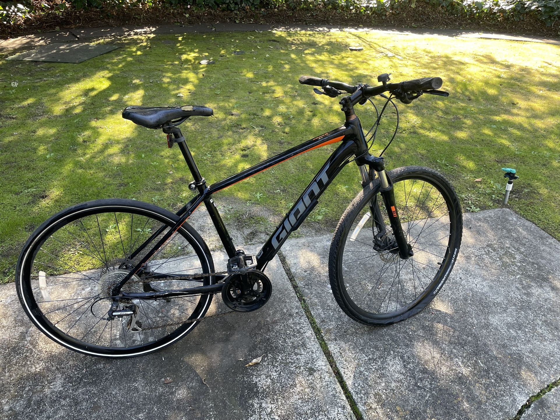 Giant Roam 3 Mountain Bike - medium size