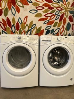 Whirlpool washer and dryer laundry