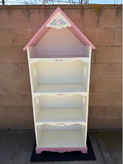 Big Dollhouse Bookshelf