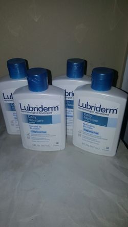 Lubriderm bundle of 4