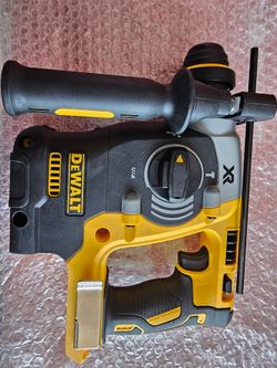 Dewalt Hammer