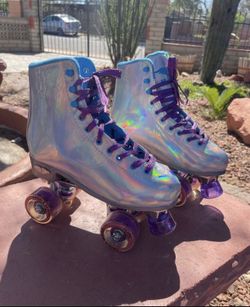Brand New Angel Holographic Skates Size 9