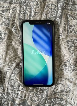 Iphone 11 with case