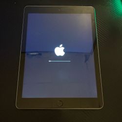 Used Ipad No Box Or charger