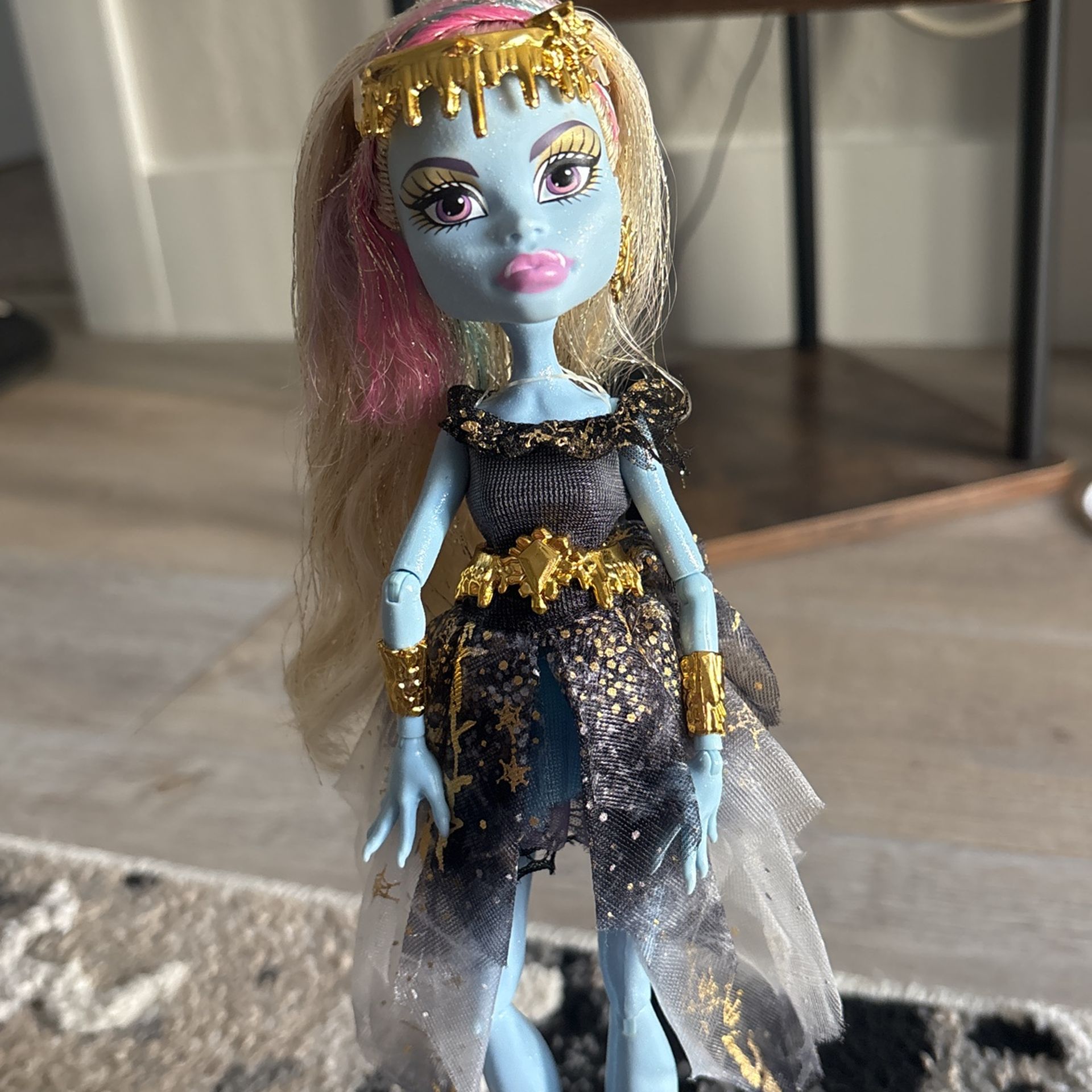 Monster High 2010 Abbey Bominable 13 Wishes
