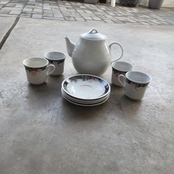 Tea Set/Juego De Te