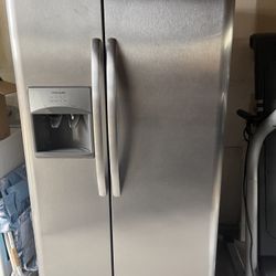 Refrigerator For Sale