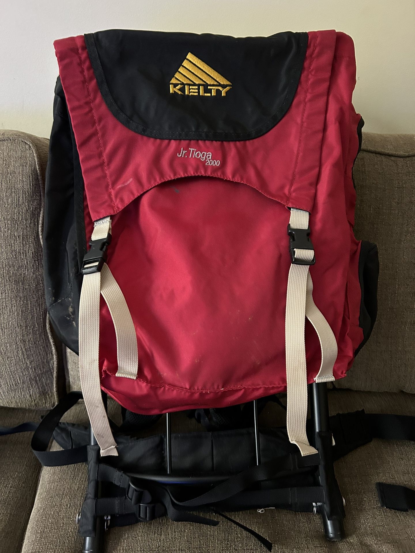 Kelty Jr. Tioga 2000 Backpack