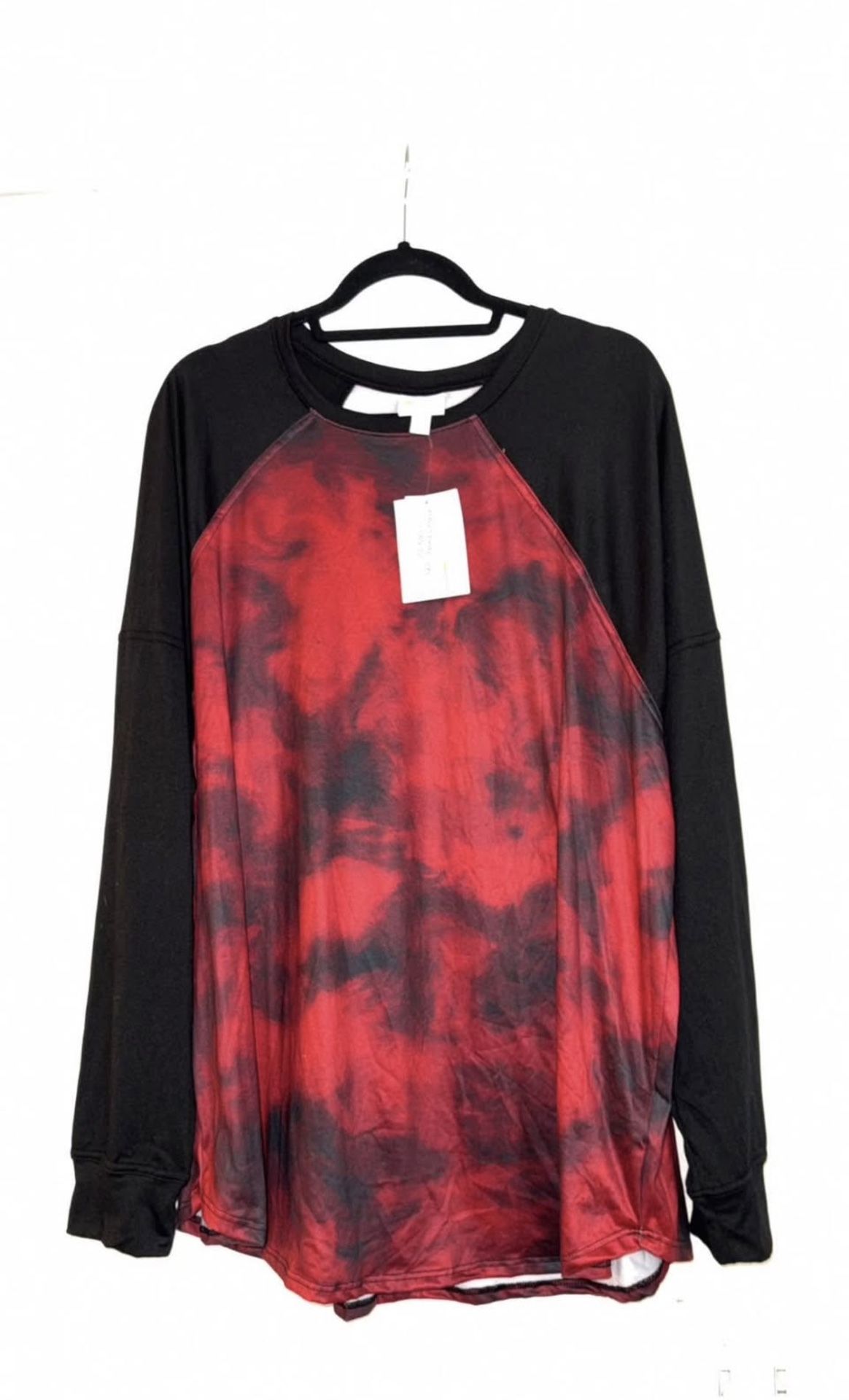 NWT LuLaRoe Erin Raglan Sleeve Top In Black & Red - Size 2XL