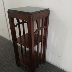 2 Shelf End Table
